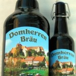 havelberg-gueldene-pfanne-domherrenbraeu-2flaschen_300px havelberg-gueldene-pfanne-domherrenbraeu-dunkel